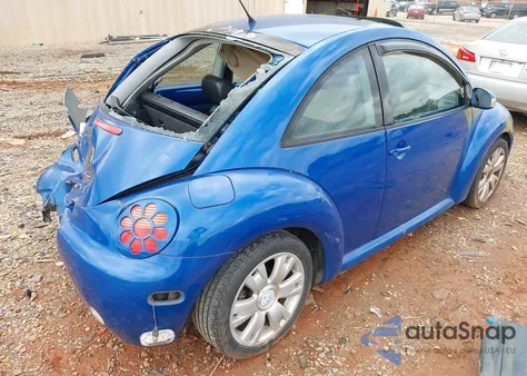 2003 Volkswagen New Beetle Gls 1.8T from USA, damaged, VIN 3VWCD21C03M440952